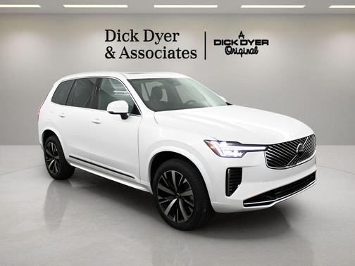 2025 Volvo XC90 Plug-In Hybrid T8 Core 7-Seater