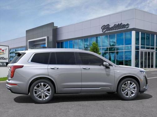 2025 Cadillac XT6 Premium Luxury FWD