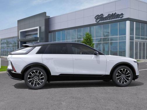 Vibrant White Tricoat 2026 Cadillac LYRIQ Sport