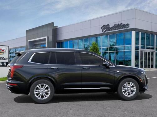 2025 Cadillac XT6 Luxury FWD