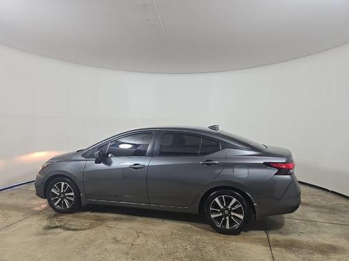 2022 Nissan Versa 1.6 SV