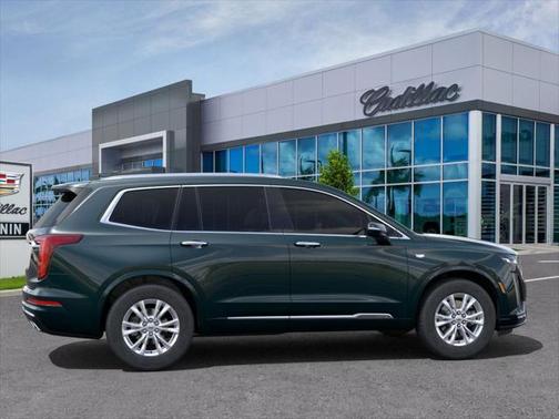 2025 Cadillac XT6 Luxury FWD