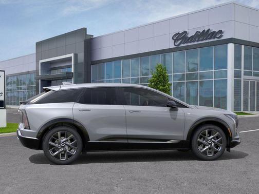 2025 Cadillac OPTIQ Luxury 1 AWD