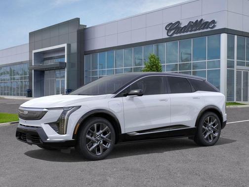 Vibrant White Tricoat 2026 Cadillac OPTIQ Luxury