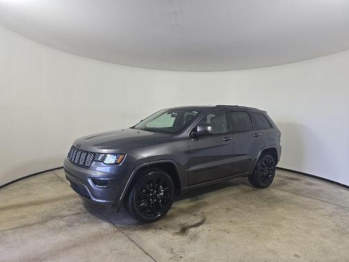 2021 Jeep Grand Cherokee Laredo