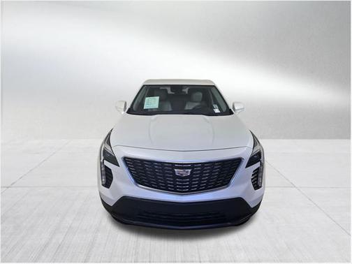 2022 Cadillac XT4 Luxury