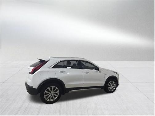 2022 Cadillac XT4 Premium Luxury
