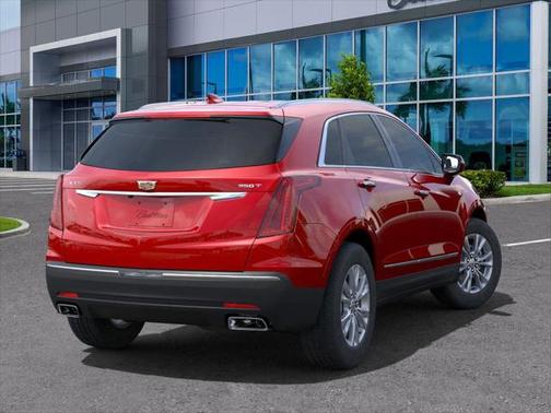 2025 Cadillac XT5 Luxury
