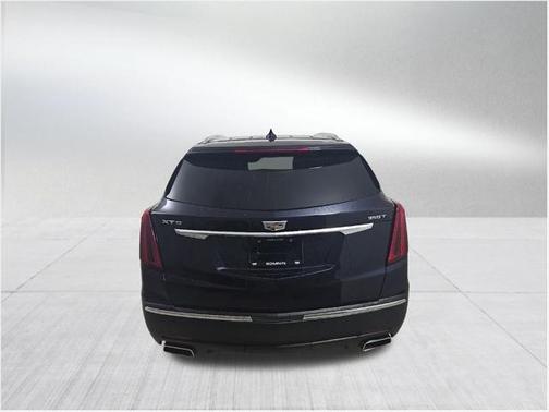 2021 Cadillac XT5 Luxury