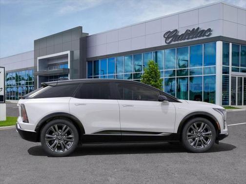 2025 Cadillac OPTIQ Sport