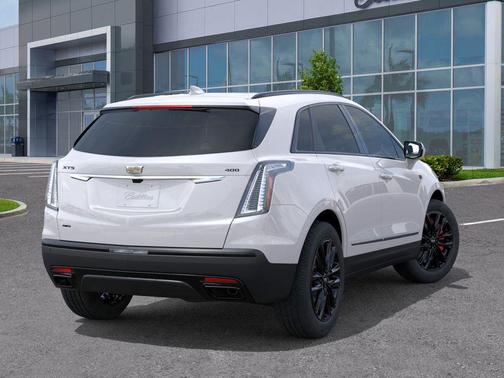 Crystal White Tricoat 2026 Cadillac XT5 Sport