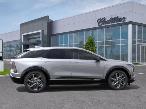 Argent Silver Metallic 2026 Cadillac OPTIQ Luxury