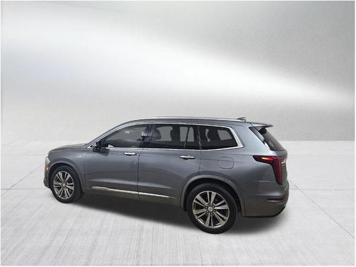 2022 Cadillac XT6 Premium Luxury FWD