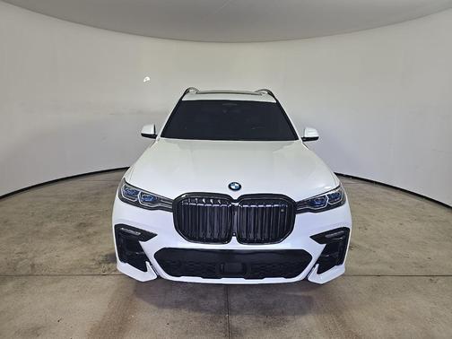 2020 BMW X7 M50i