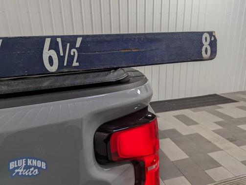 2025 Chevrolet Silverado 2500 4WD Crew Cab Standard Bed ZR2
