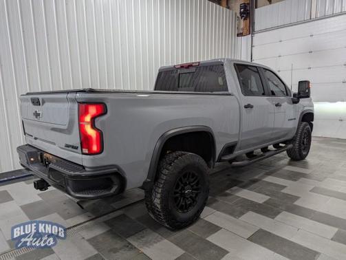 2025 Chevrolet Silverado 2500 4WD Crew Cab Standard Bed ZR2