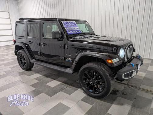 Black Clearcoat 2023 Jeep Wrangler 4xe Sahara
