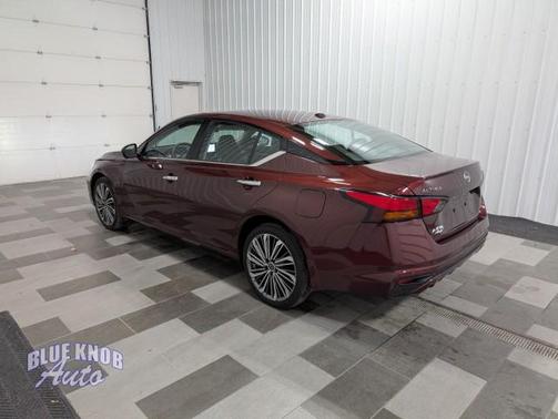 2025 Nissan Altima SL AWD