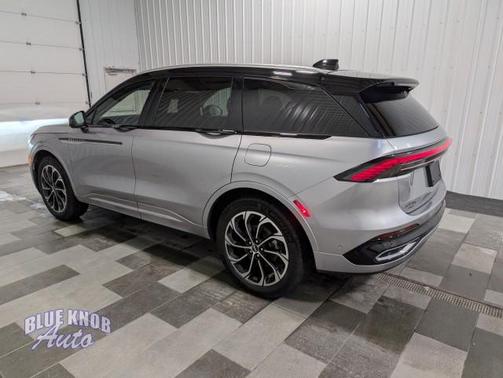 2024 Lincoln Nautilus Reserve