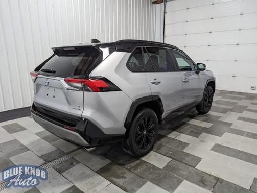 2024 Toyota RAV4 Hybrid SE