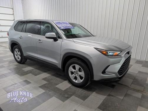 2025 Toyota Highlander LE