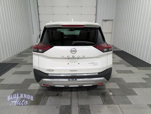 PEARL 2023 Nissan Rogue Platinum