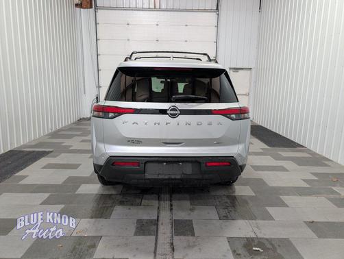 Brilliant Silver Metallic 2025 Nissan Pathfinder SV 4WD