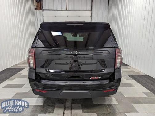 2023 Chevrolet Tahoe 4WD RST