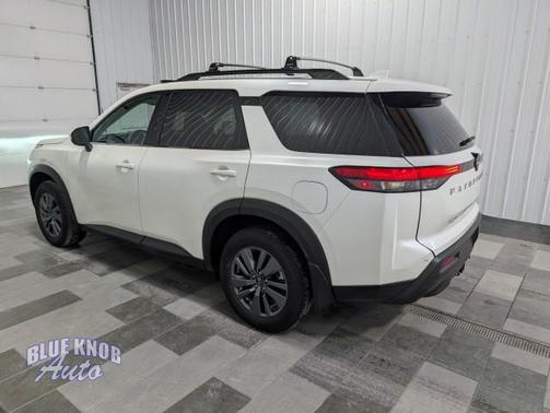 2024 Nissan Pathfinder SV 4WD