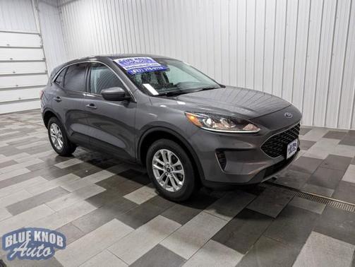 2021 Ford Escape SE