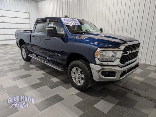 2024 RAM 2500 Big Horn Crew Cab 4x4 6'4' Box