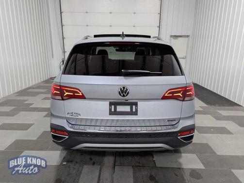 2024 Volkswagen Taos 1.5T SEL
