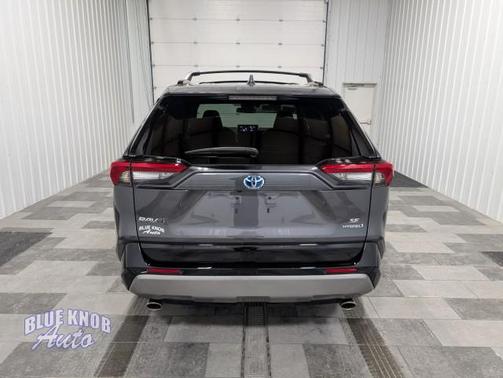 2022 Toyota RAV4 Hybrid SE