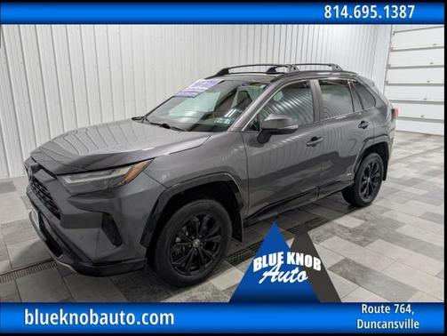 2022 Toyota RAV4 Hybrid SE