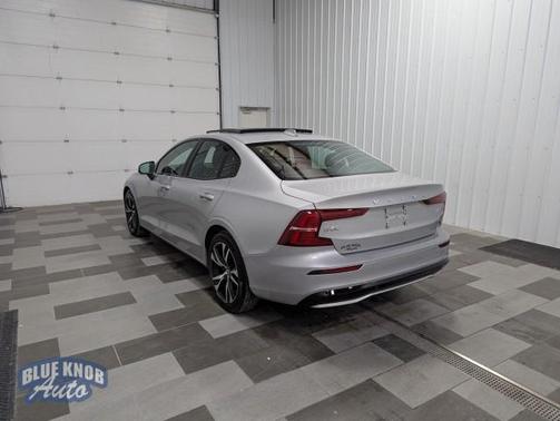2025 Volvo S60 B5 Core