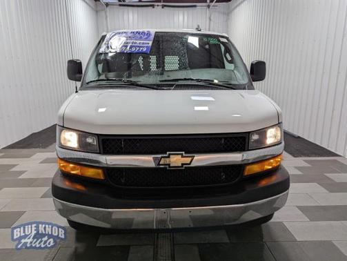 2024 Chevrolet Express 2500 RWD 2500 Regular Wheelbase WT