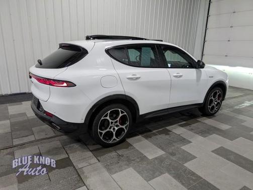 2024 Alfa Romeo Tonale Veloce EAWD