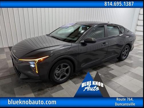 Interstellar Gray 2025 Kia K4 LXS