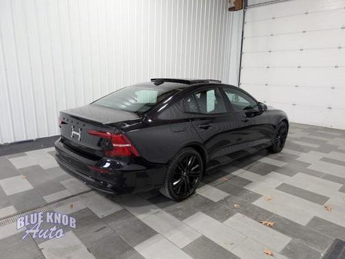 2024 Volvo S60 B5 Plus Black Edition