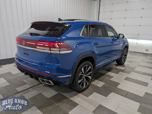 2025 Volkswagen Atlas Cross Sport 2.0T SEL Premium
