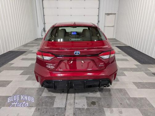 2025 Toyota Corolla Hybrid SE