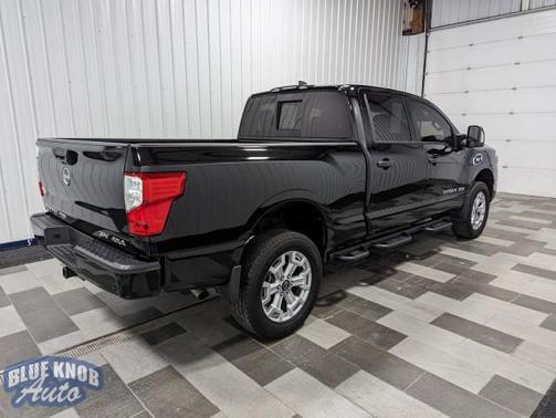 2024 Nissan Titan XD SV