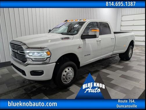 Bright White Clearcoat 2024 RAM 3500 Laramie Crew Cab 4x4 8' Box