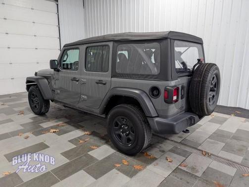 2022 Jeep Wrangler Unlimited Sport