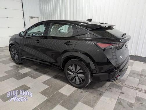 Black Diamond Pearl 2023 Nissan ARIYA ENGAGE