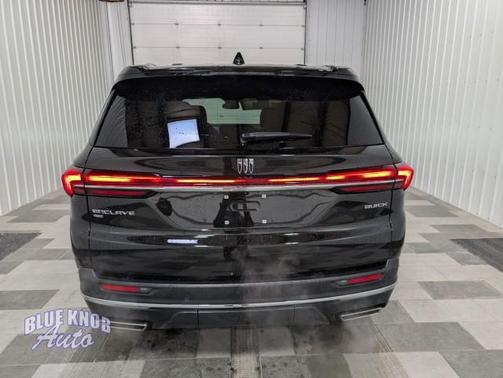 2025 Buick Enclave Preferred FWD