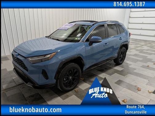 2022 Toyota RAV4 Hybrid SE