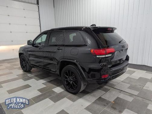 2021 Jeep Grand Cherokee Laredo