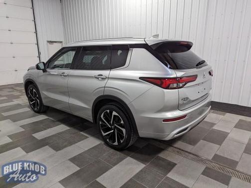 2022 Mitsubishi Outlander SEL Special Edition S-AWC