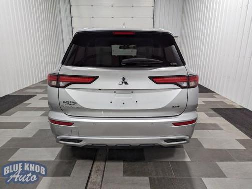 2022 Mitsubishi Outlander SEL Special Edition S-AWC
